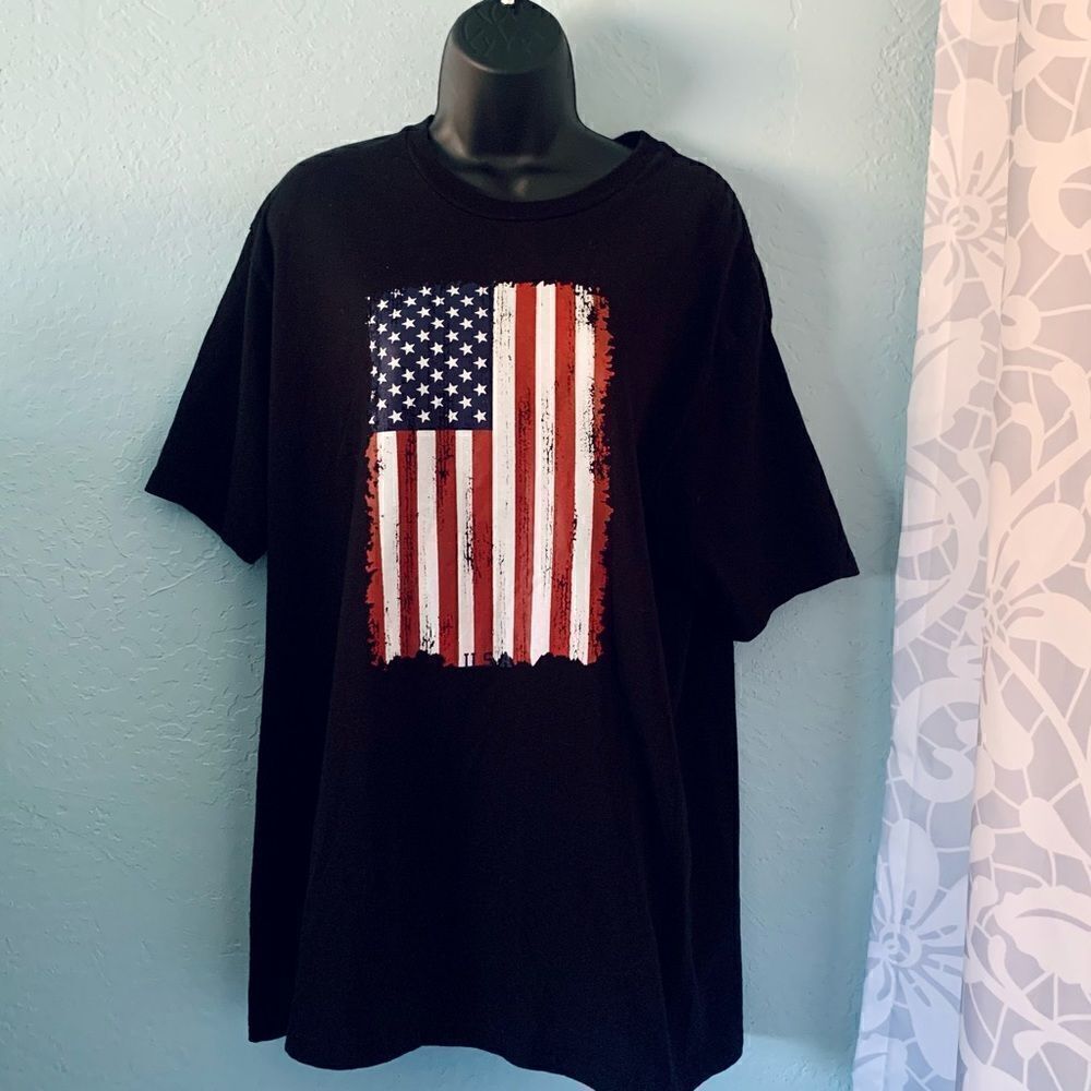 Lane Seven Black with American Flag Graphic T-shirt Size XL